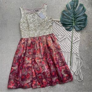 NWT Wren for Anthropologie Gold Sequin Jacquard Holiday Dress Size Small